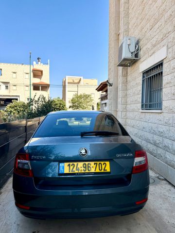 סקודה אוקטביה
