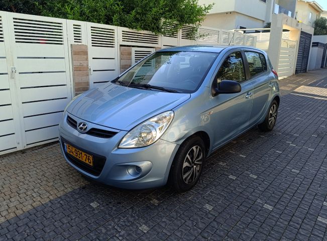 מודעת רכב יונדאי i20