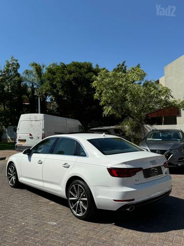 אאודי A4