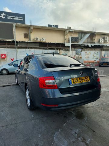 סקודה אוקטביה