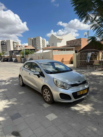 מודעת רכב קיה ריו