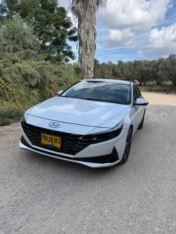 יונדאי אלנטרה
