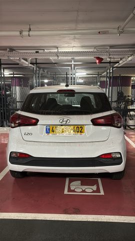 יונדאי i20
