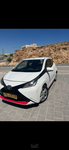 מודעת רכב טויוטה אייגו