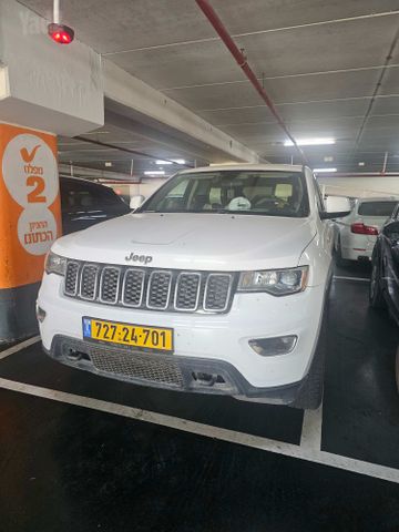 מודעת רכב ג'יפ גרנד צ'ירוקי