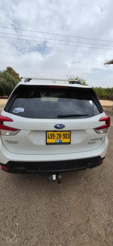 סובארו פורסטר